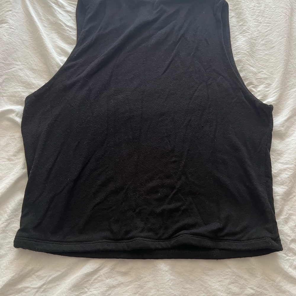Black Sleeveless Women's Top